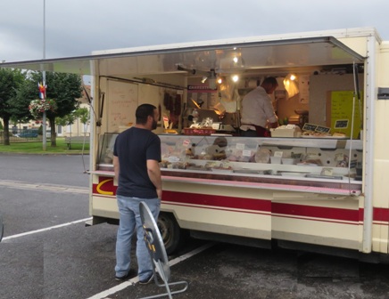 Bazeilles_boucherie_charcuterie_traiteur_ambulant Bazeilles_boucherie_charcuterie_traiteur_ambulant